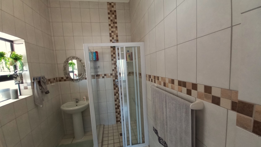 3 Bedroom Property for Sale in Vredenburg Western Cape